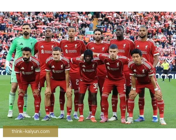 德甲转会窗口变动引发球队阵容调整与新挑战分析