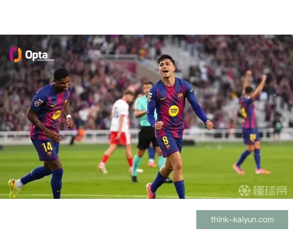 佩德里当选西甲赛季最佳年轻球员,表现稳健备受期待 佩德里当选西甲赛季最佳年轻球员,表现稳健备受期待